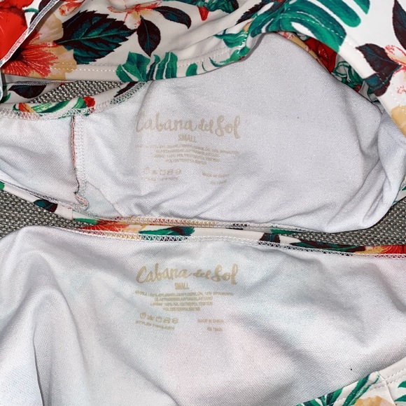 Cabana Del Sol floral ruffle two piece bikini set size Small - Picture 5 of 7